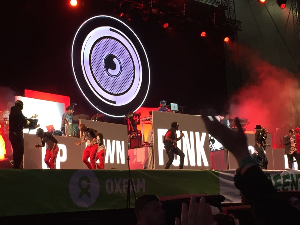 Mark Ronson feat. Grandmaster Flash, Mary J. Blige & George Clinton. 